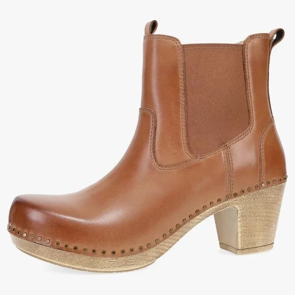 Dansko Shirley Dansko Leyla Ankle Boot Dansko Shoes Dansko Shoes - Main Image